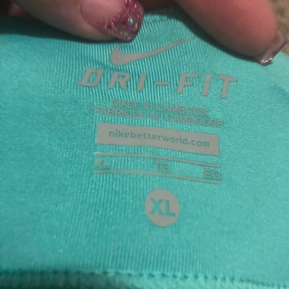 NWT LADIES NIKE XL DRI-FIT CAPRI - Picture 4 of 6